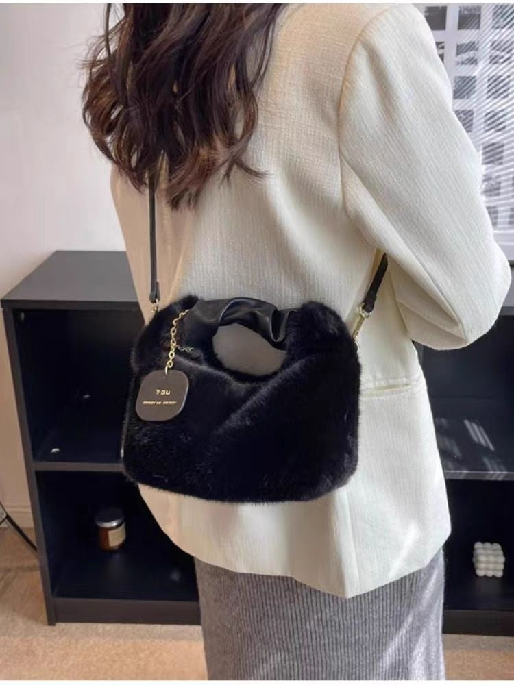 702562203-1